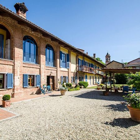 Antico Casale Mattei - Adult Only Bed and Breakfast Corneliano d'Alba Buitenkant foto